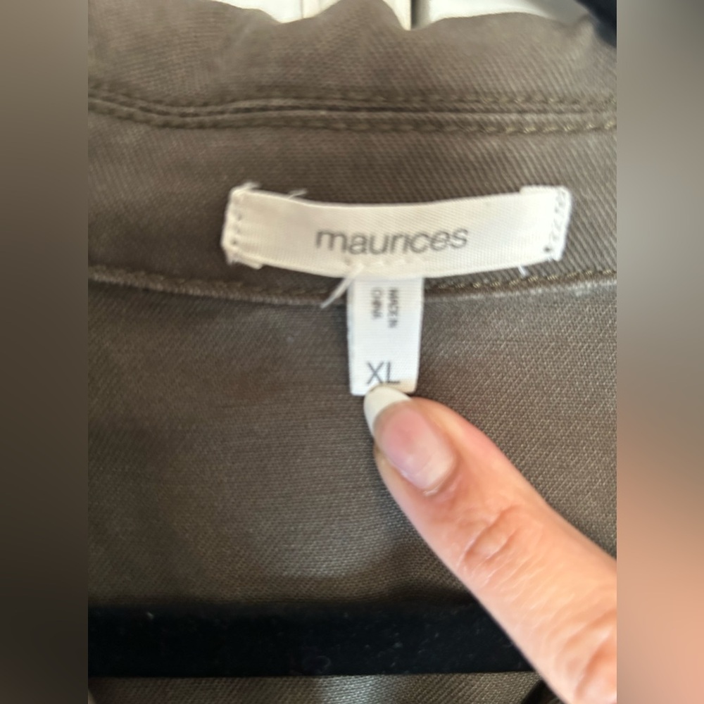 Army Green Jacket Maurice’s XL - Picture 3 of 4